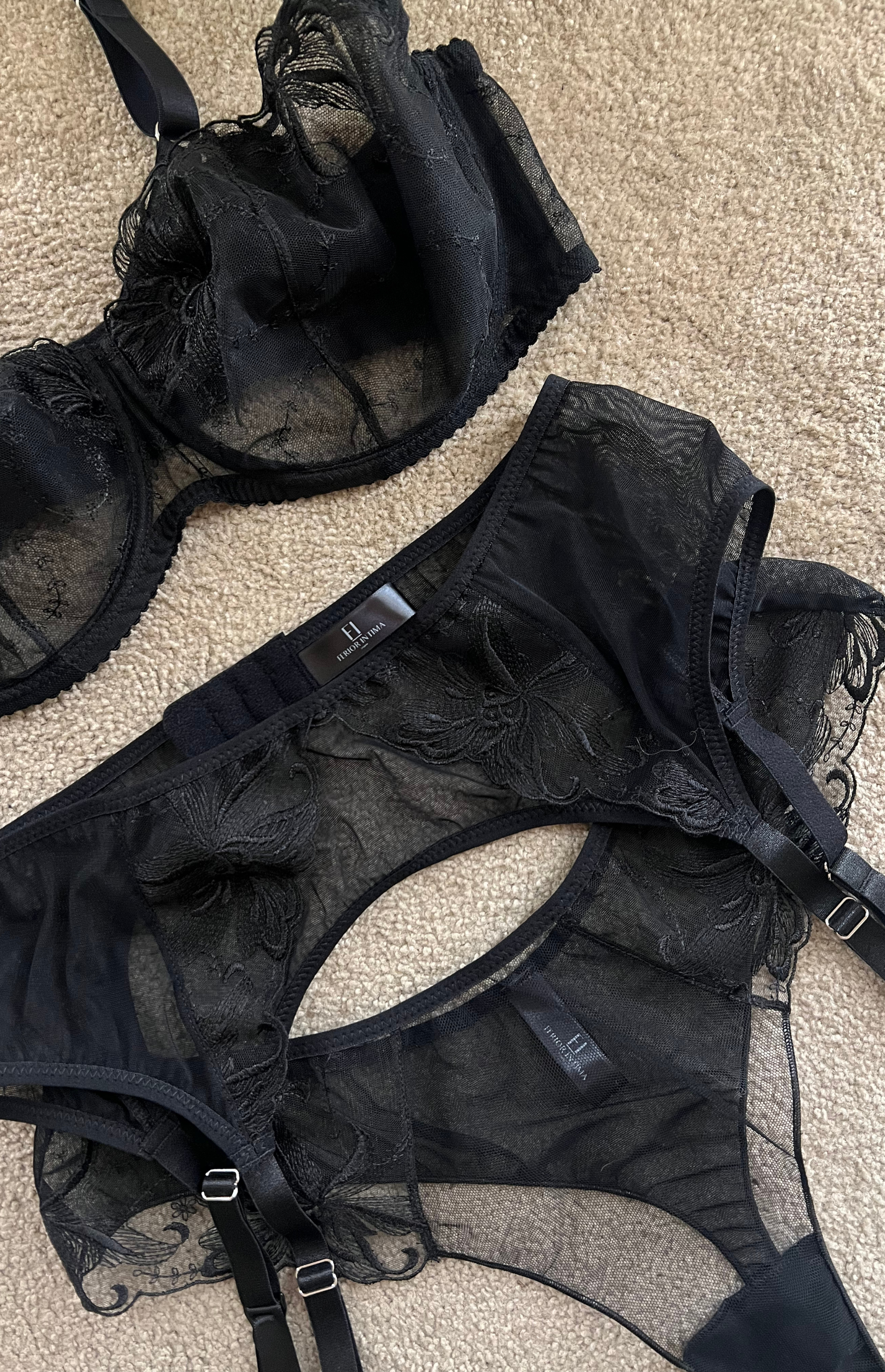 FLOWER BLACK komplektas