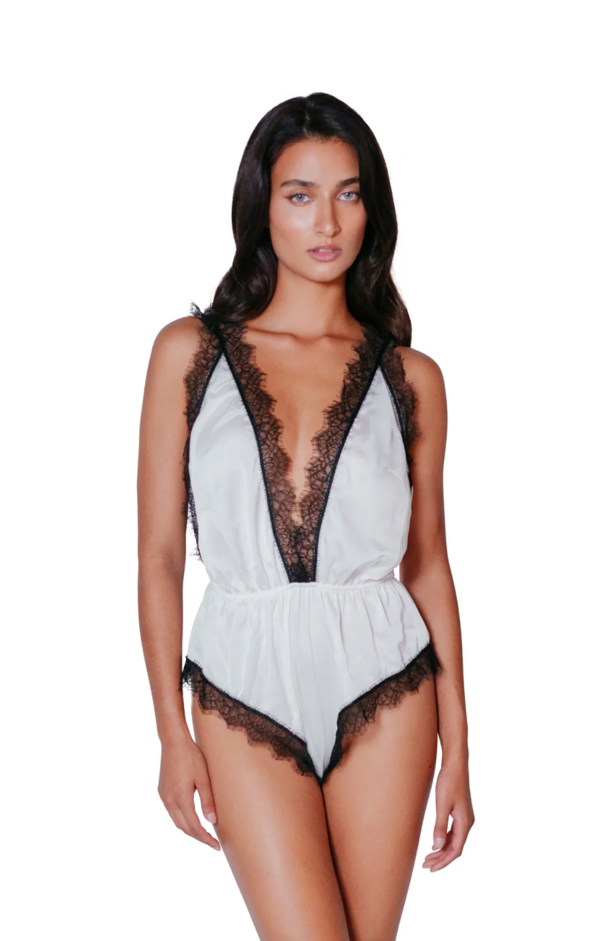 MINA WHITE naktiniai