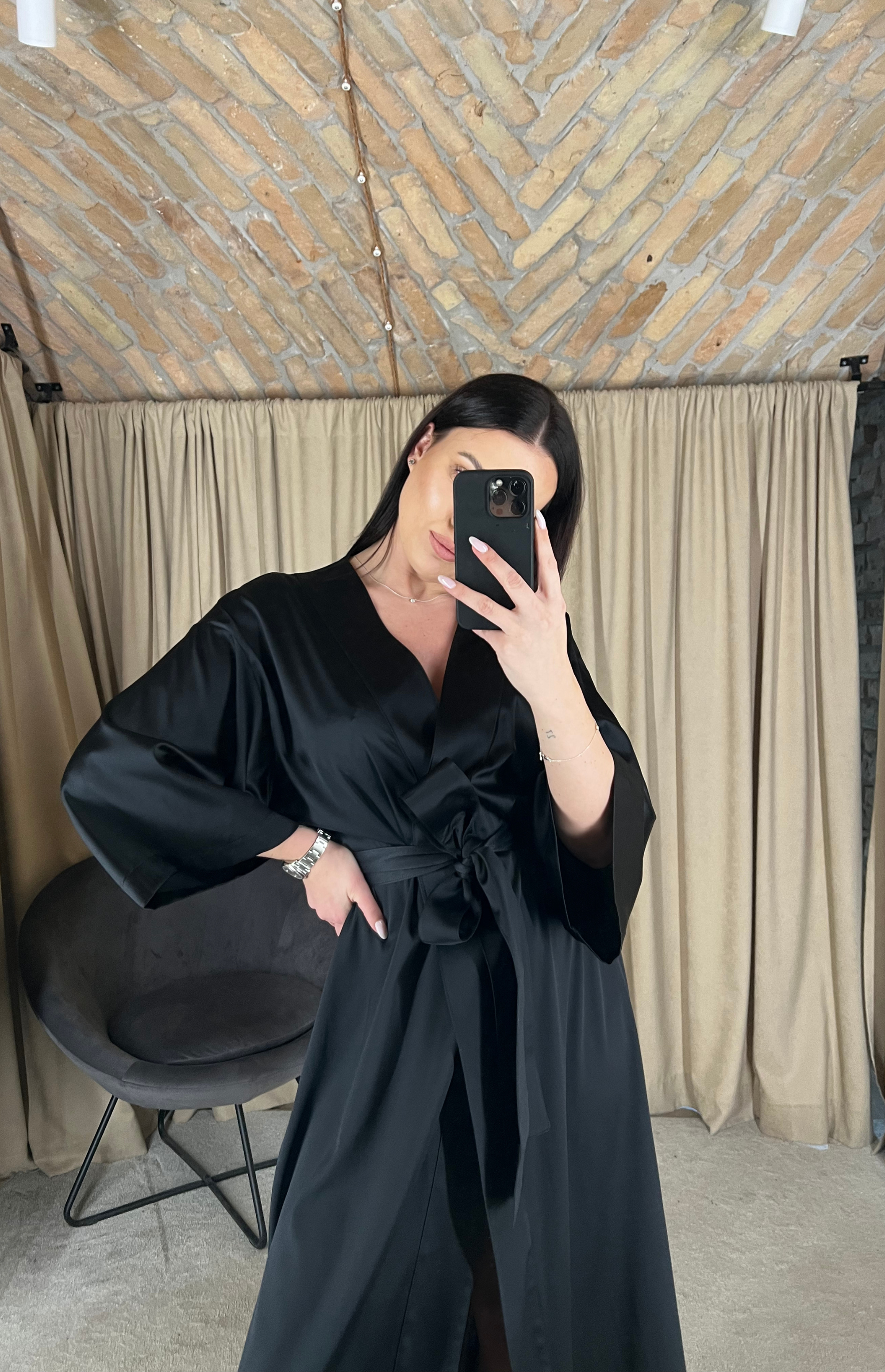 NERO LUNGO šilkinis kimono