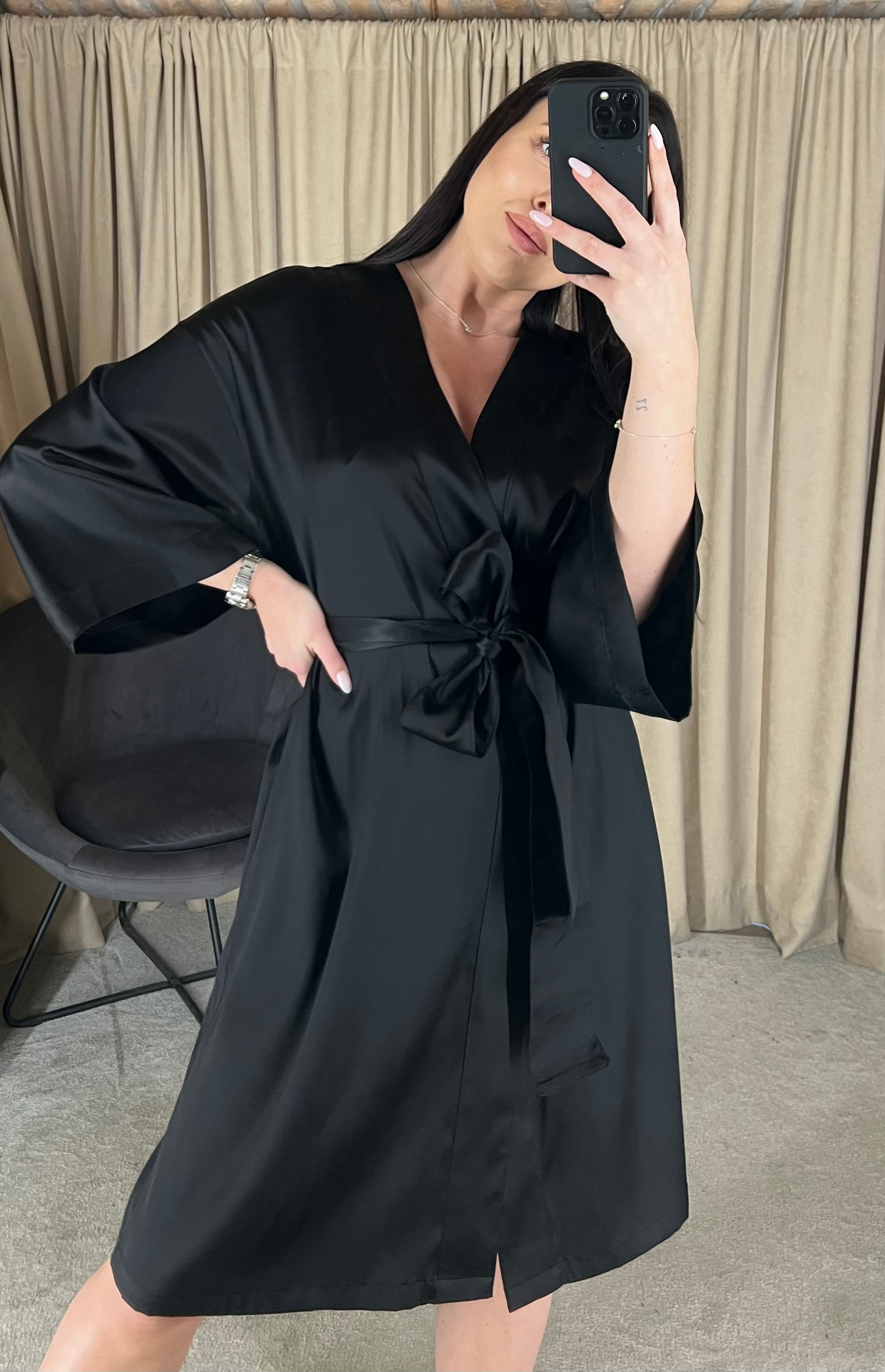 NERO CORTO šilkinis kimono