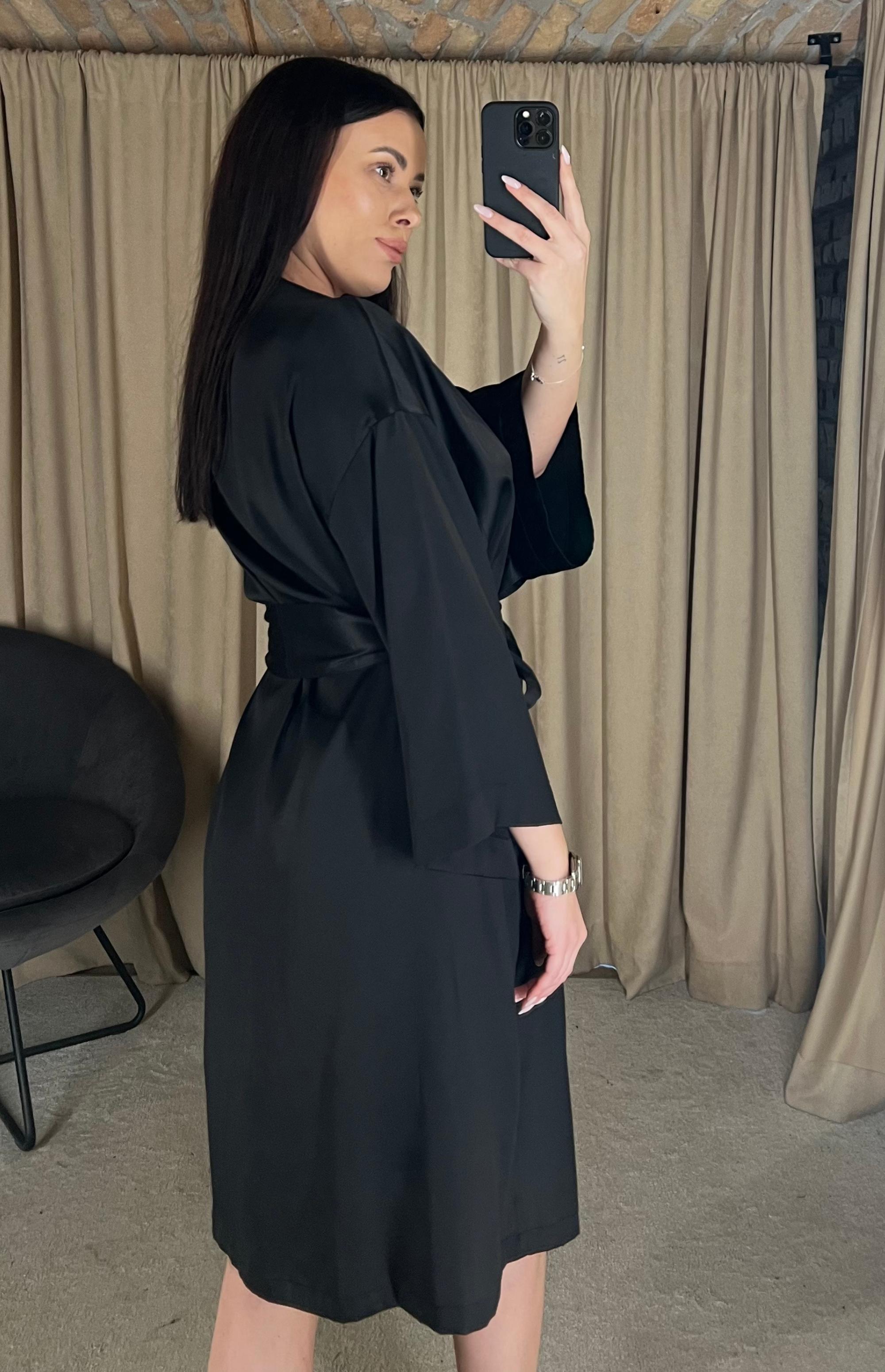 NERO CORTO šilkinis kimono